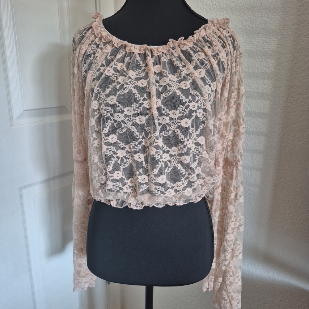 Rue21 Lace Blouse in Soft Pink